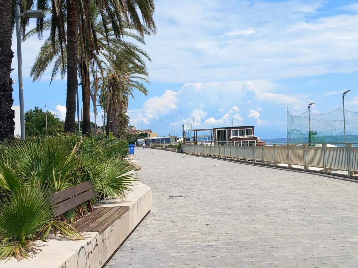 Sweet Sea View Apartamento Savona Exterior foto