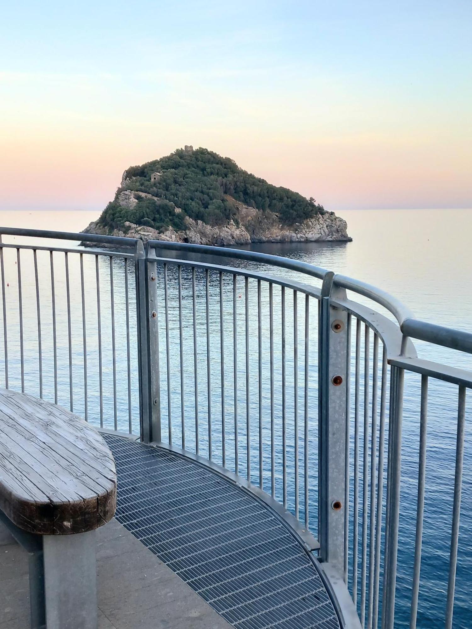 Sweet Sea View Apartamento Savona Exterior foto